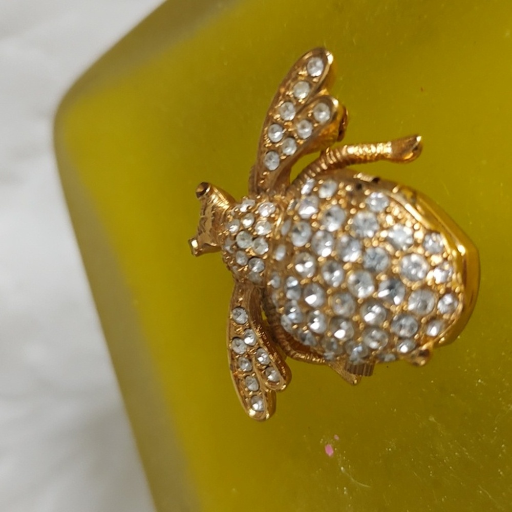Joan Rivers Bee Pin - Picture 4 of 6